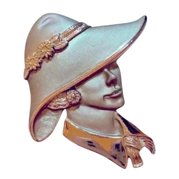 Vintage Art Nouveau Stamped Torino “Lady in a Hat” Brushed & Shiny Silver Brooch - Picture 1 of 5